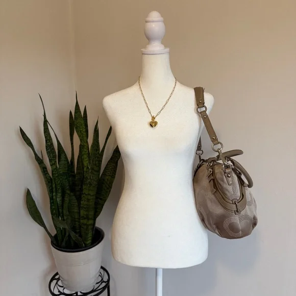 COACH | Madison Dotted Op Art Sophia Satchel (2010) #15935 - Picture 13 of 14